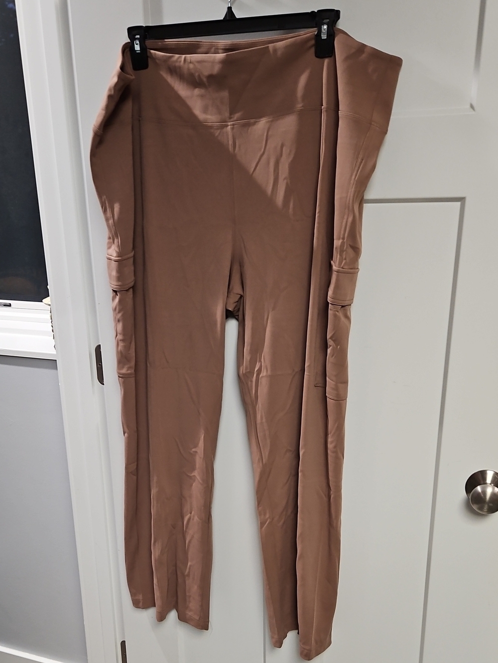 Athleta Straight-Leg  Pants in Mauve Brown